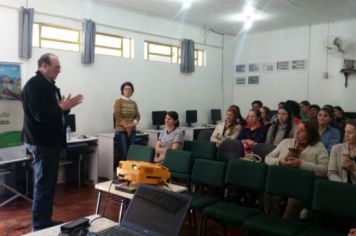 Foto - PALESTRA FAMÍLIA