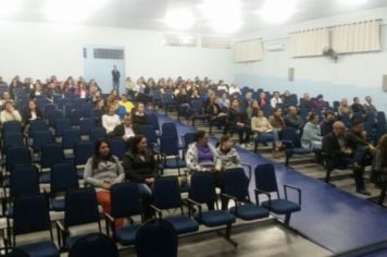 Foto - PALESTRA FAMÍLIA