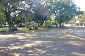 Foto - MUDANÇA NO TRÂNSITO EM TORNO DA PRAÇA