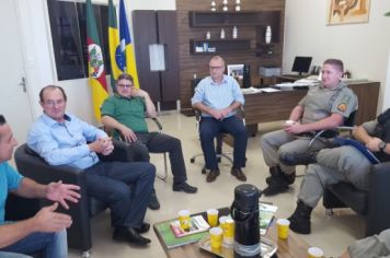 Foto - REUNIÃO COM BM