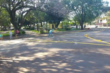 Foto - MUDANÇA NO TRÂNSITO EM TORNO DA PRAÇA