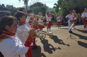 Foto - DESFILE SALTINHO