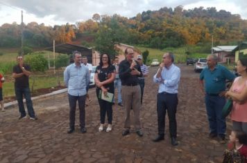 Foto - INAUGURAÇÃO CALÇAMENTO LOTEAMENTO GAMBETTA
