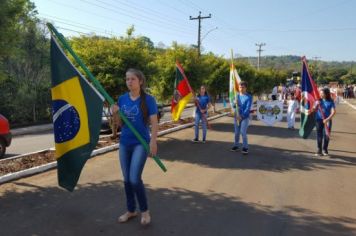 Foto - DESFILE SALTINHO