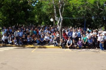 Foto - BUSTO NA PRAÇA