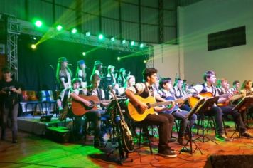 Foto - ORQUESTRA DE VIOLÕES DE ITAPIRANGA - 09.04.2017