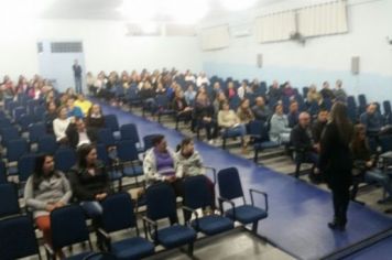 Foto - PALESTRA FAMÍLIA