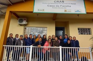 Encontro com agentes de saúde aborda política sócio assistencial em Rodeio Bonito