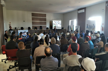 ENCONTRO ABORDA A ATIVIDADE LEITEIRA