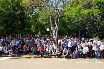 Foto - BUSTO NA PRAÇA
